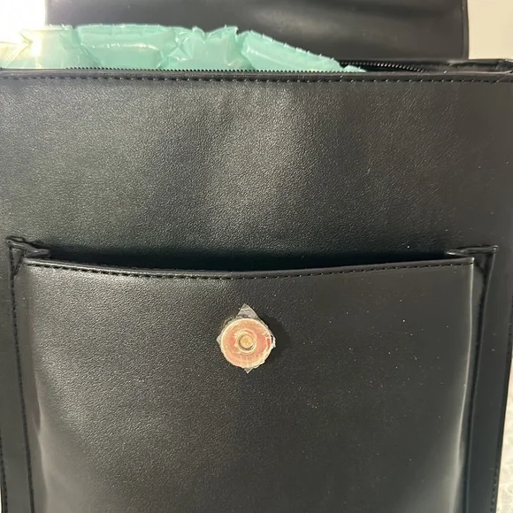 BCBG NWT Quincy black backpack - Picture 5 of 7